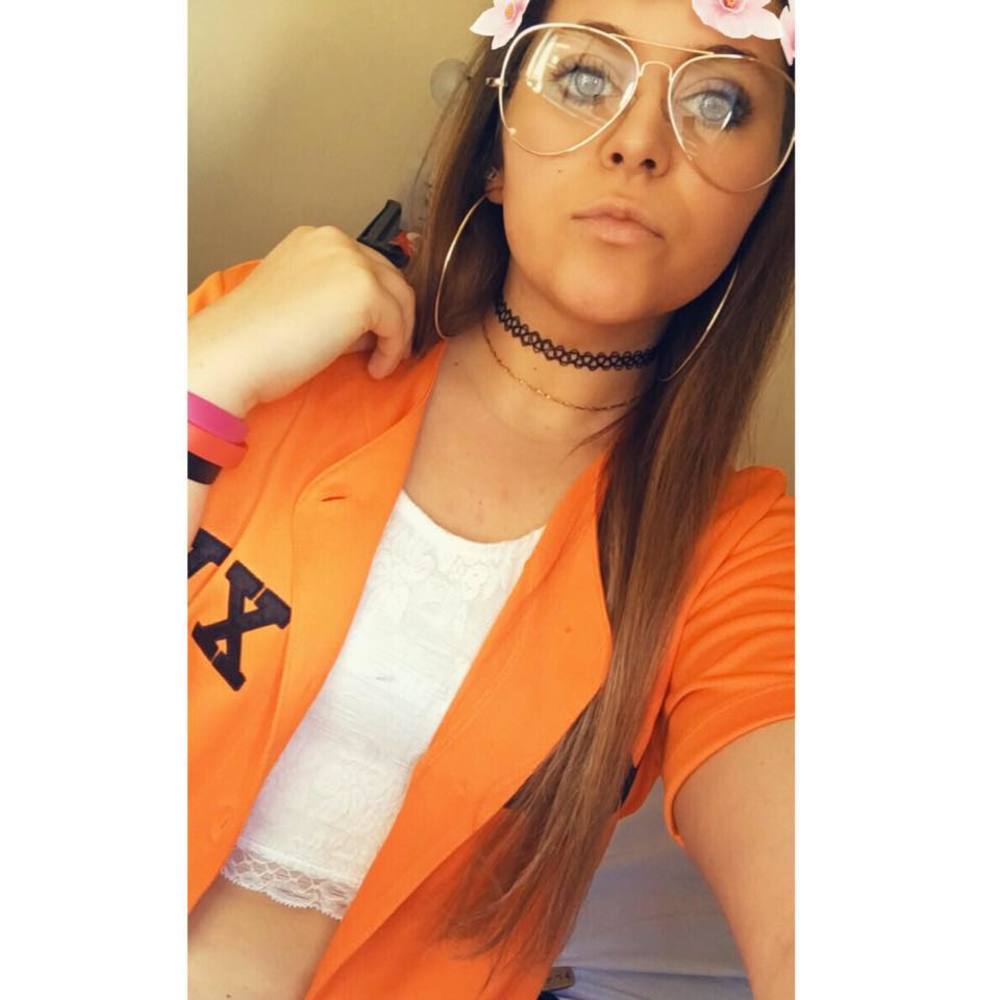 Meet your Posher, Kayla